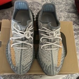 Yeezy 350 barely worn.